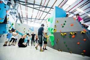 Eindrücke vom ersten Schnuppertag in der Boulderwelt Dortmund