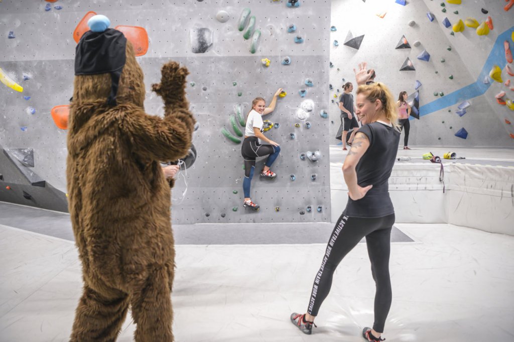 Schnuppertag 2020 in der Boulderwelt Dortmund - die Möglichkeit die Boulderwelt und die Trendsportart kennenzulernen.